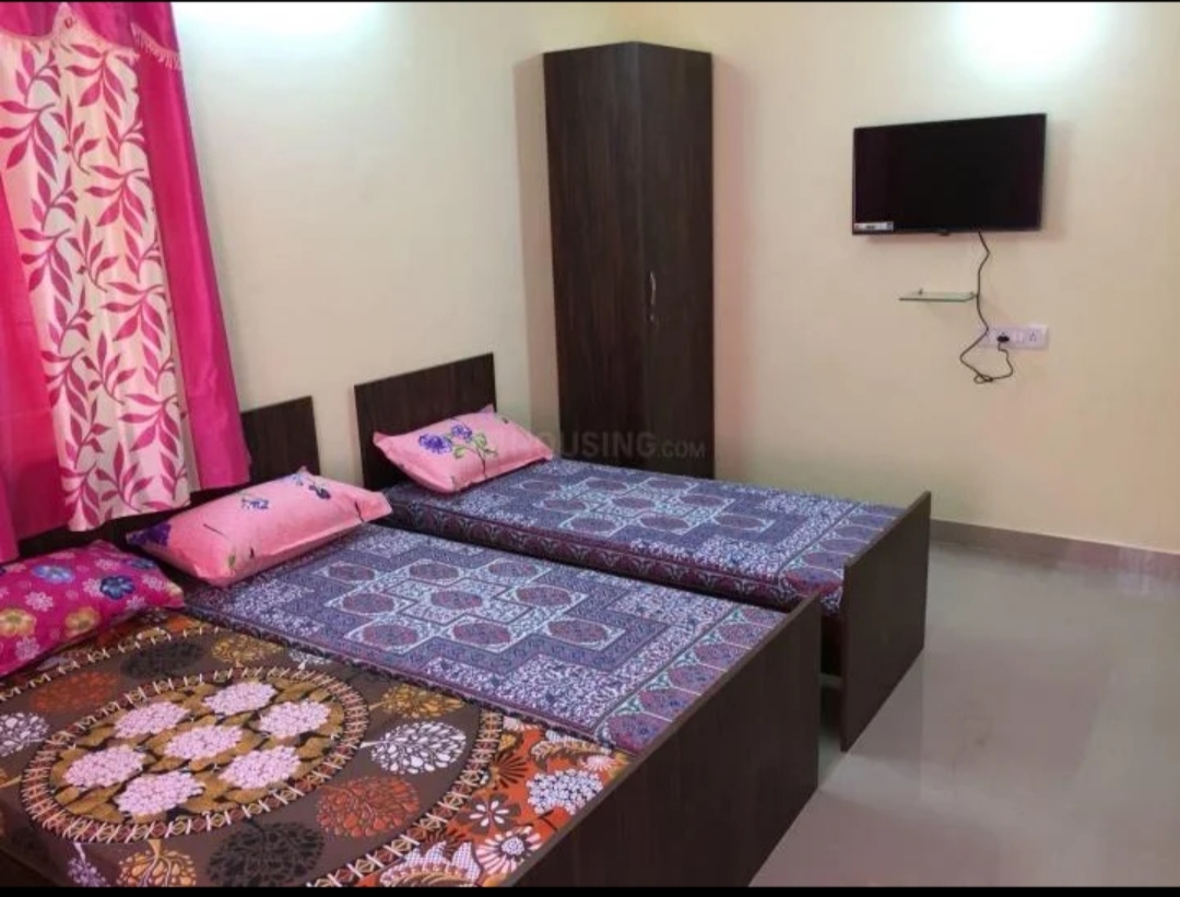 Premium furnished room